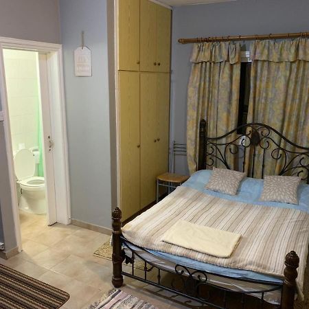 Small & Cozy Studio Paralimni Esterno foto